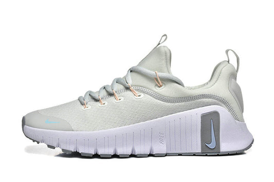 Découvrez les Baskets Nike Free Metcon 6, alliant puissance et flexibilité pour vos entraînements. Améliorez vos performances dès aujourd'hui!