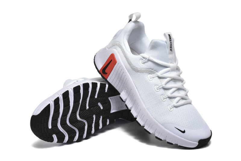Découvrez les Baskets Nike Free Metcon 6, alliant puissance et flexibilité pour vos entraînements. Améliorez vos performances dès aujourd'hui!