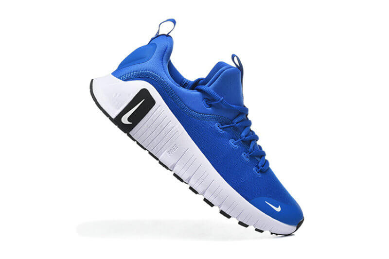 Découvrez les Baskets Nike Free Metcon 6, alliant puissance et flexibilité pour vos entraînements. Améliorez vos performances dès aujourd'hui!