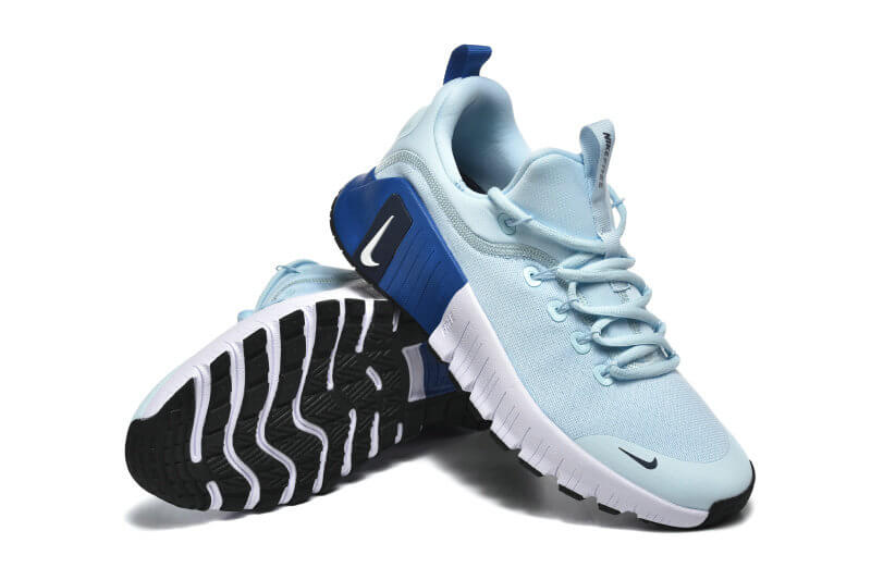 Découvrez les Baskets Nike Free Metcon 6, alliant puissance et flexibilité pour vos entraînements. Améliorez vos performances dès aujourd'hui!