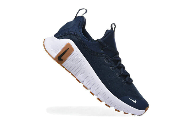 Découvrez les Baskets Nike Free Metcon 6, alliant puissance et flexibilité pour vos entraînements. Améliorez vos performances dès aujourd'hui!