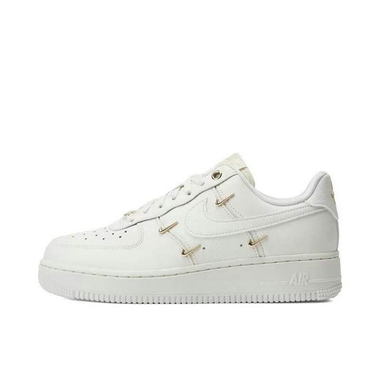 Les baskets Nike Air Force 1 combinent style et performance, offrant une expérience exceptionnelle.pas cher. Le moins cher.