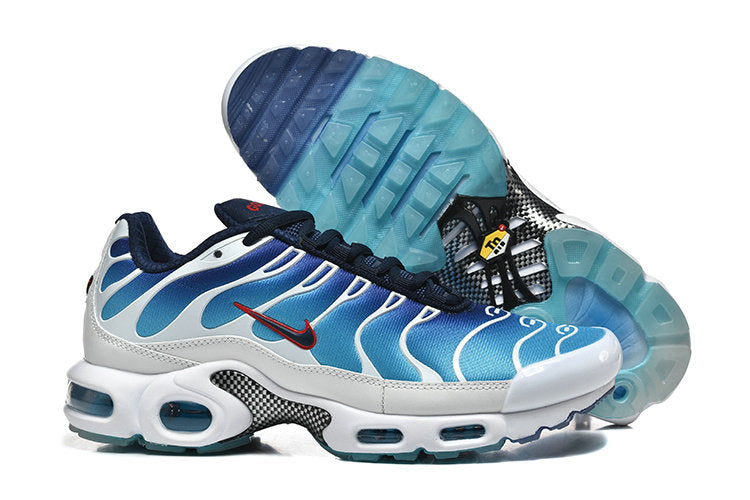 Les  Baskets Nike Air Max Tn incarnent un style emblématique et une performance supérieure.

 
Par ailleurs, leur design distinctif et leur utilisation de matériaux de haute qualité en font un choix incontournable.