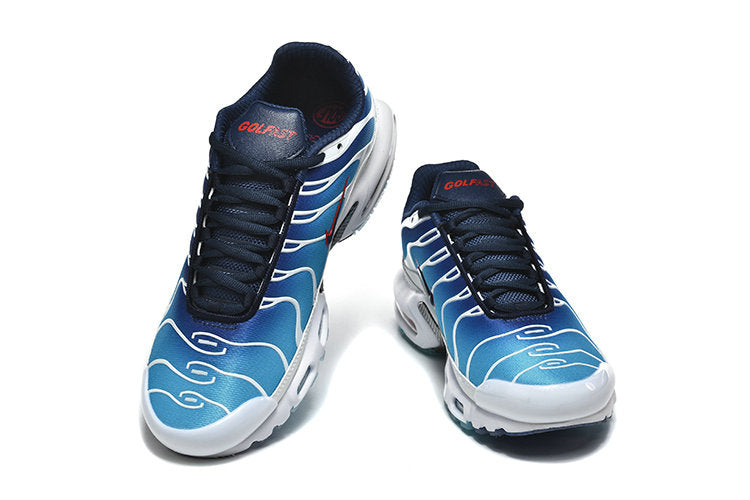 Les  Baskets Nike Air Max Tn incarnent un style emblématique et une performance supérieure.

 
Par ailleurs, leur design distinctif et leur utilisation de matériaux de haute qualité en font un choix incontournable.