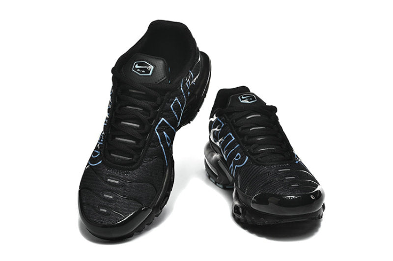 Les  Baskets Nike Air Max Tn incarnent un style emblématique et une performance supérieure.

 
Par ailleurs, leur design distinctif et leur utilisation de matériaux de haute qualité en font un choix incontournable.