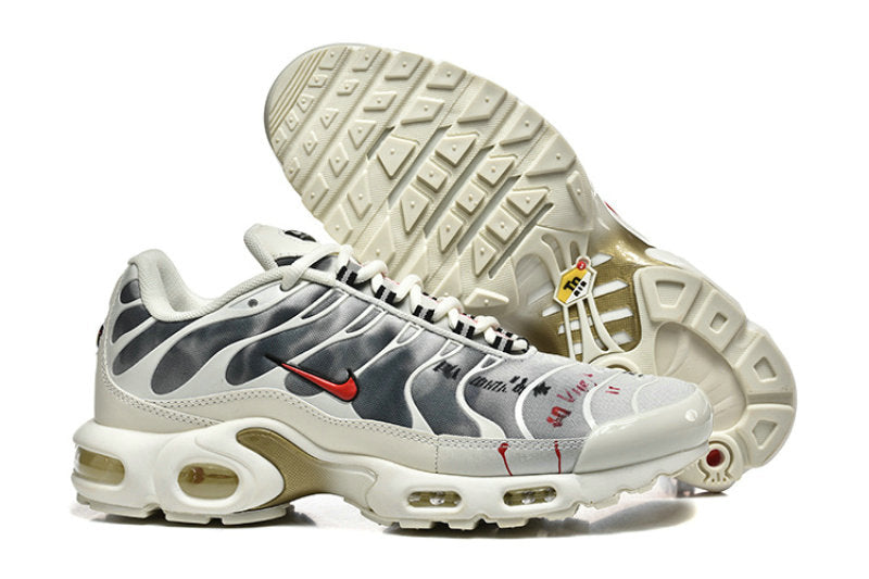Les  Baskets Nike Air Max Tn incarnent un style emblématique et une performance supérieure.

 
Par ailleurs, leur design distinctif et leur utilisation de matériaux de haute qualité en font un choix incontournable.