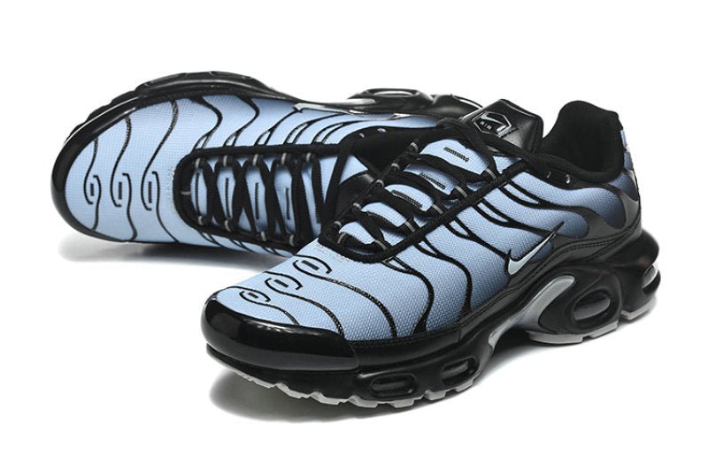Les  Baskets Nike Air Max Tn incarnent un style emblématique et une performance supérieure.

 
Par ailleurs, leur design distinctif et leur utilisation de matériaux de haute qualité en font un choix incontournable.