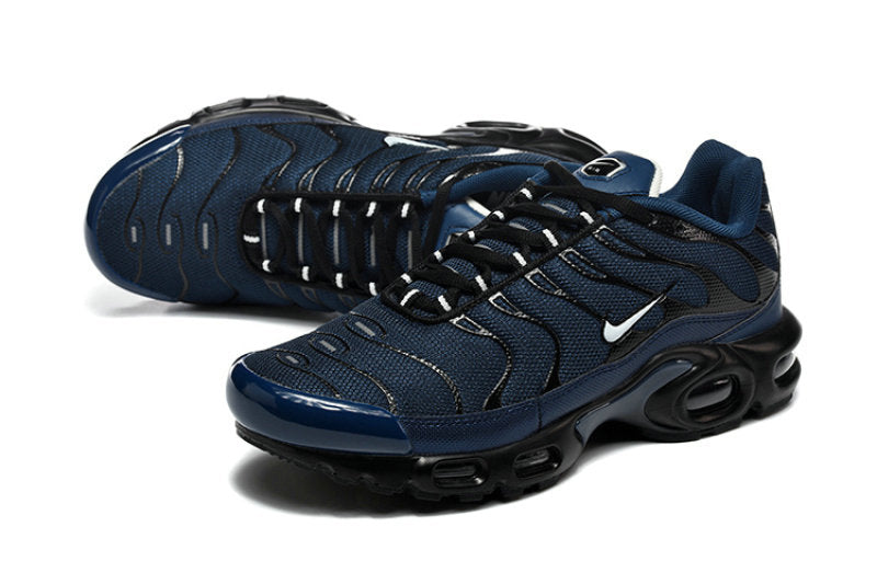 Les  Baskets Nike Air Max Tn incarnent un style emblématique et une performance supérieure.

 
Par ailleurs, leur design distinctif et leur utilisation de matériaux de haute qualité en font un choix incontournable.