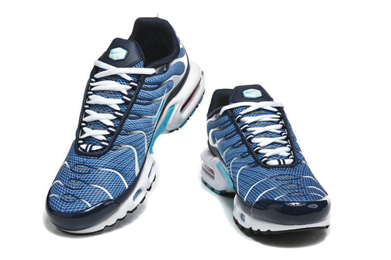 Les  Baskets Nike Air Max Tn incarnent un style emblématique et une performance supérieure.

 
Par ailleurs, leur design distinctif et leur utilisation de matériaux de haute qualité en font un choix incontournable.