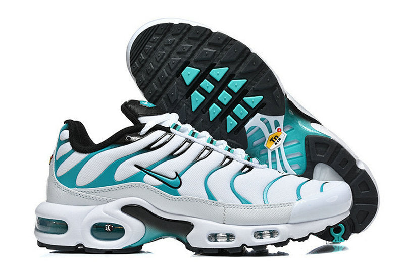 Les  Baskets Nike Air Max Tn incarnent un style emblématique et une performance supérieure.

 
Par ailleurs, leur design distinctif et leur utilisation de matériaux de haute qualité en font un choix incontournable.