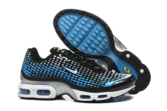 Baskets Nike air max DN8