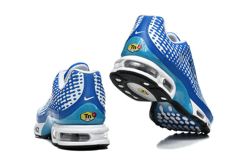 Les  Baskets Nike Air Max Tn incarnent un style emblématique et une performance supérieure.

 
Par ailleurs, leur design distinctif et leur utilisation de matériaux de haute qualité en font un choix incontournable.