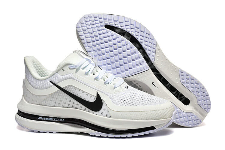 Les Baskets Nike Zoom pegasus combinent style et performance, offrant une expérience unique. Leur design élégant. Pas cher. Le moins Cher.