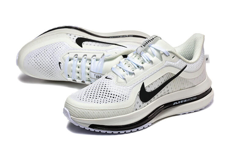 Les Baskets Nike Zoom pegasus combinent style et performance, offrant une expérience unique. Leur design élégant. Pas cher. Le moins Cher.