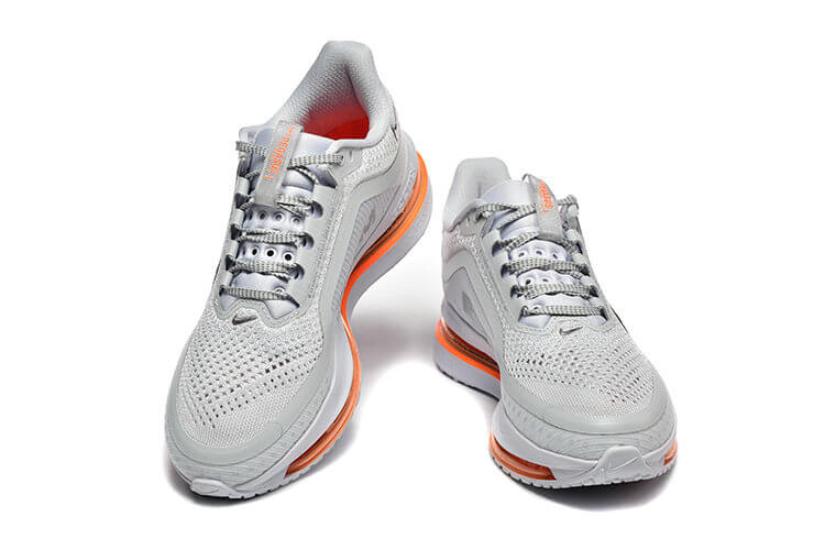 Les Baskets Nike Zoom pegasus combinent style et performance, offrant une expérience unique. Leur design élégant. Pas cher. Le moins Cher.