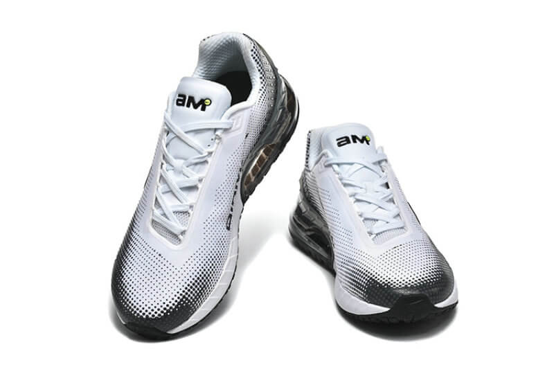 Découvrez les Baskets Nike Air Max Phoenix, un mélange parfait de design moderne et de confort. Essayez-les pour un pas léger !