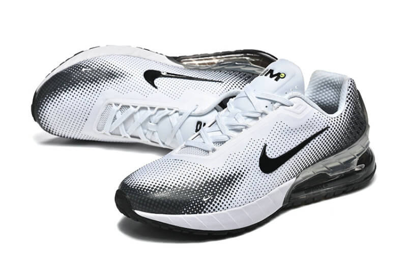 Découvrez les Baskets Nike Air Max Phoenix, un mélange parfait de design moderne et de confort. Essayez-les pour un pas léger !