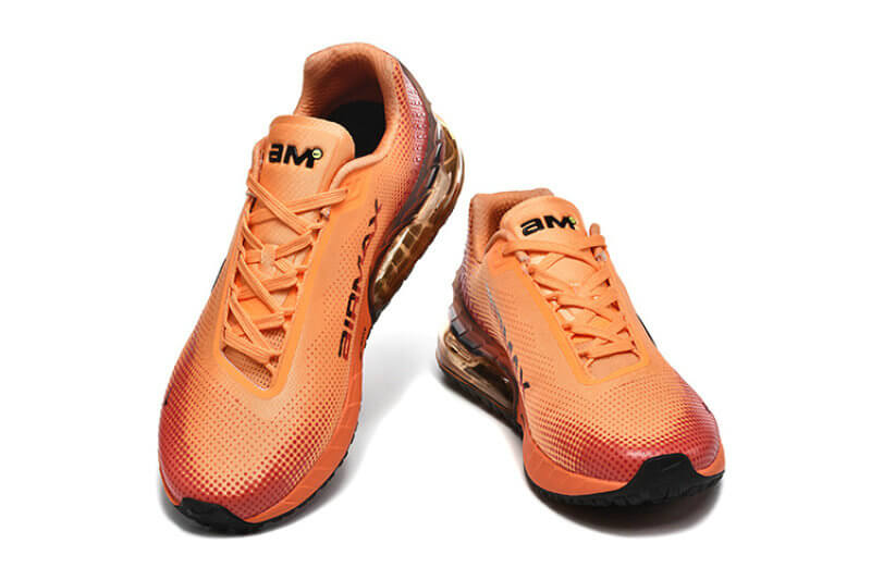 Découvrez les Baskets Nike Air Max Phoenix, un mélange parfait de design moderne et de confort. Essayez-les pour un pas léger !