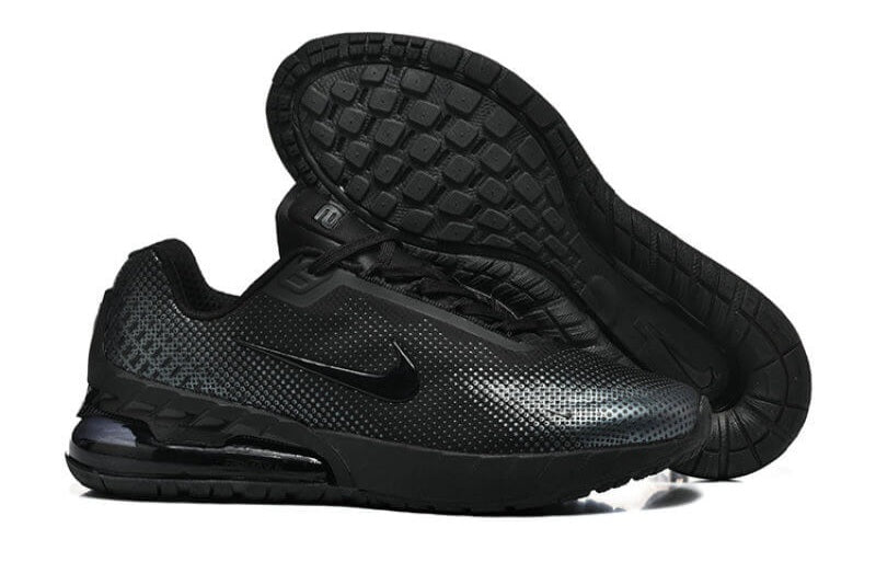 Découvrez les Baskets Nike Air Max Phoenix, un mélange parfait de design moderne et de confort. Essayez-les pour un pas léger !