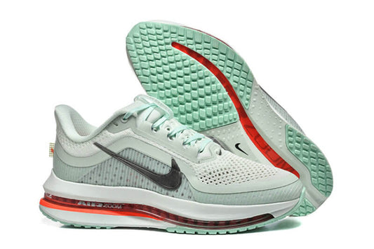 Les Baskets Nike Zoom pegasus combinent style et performance, offrant une expérience unique. Leur design élégant. Pas cher. Le moins Cher.