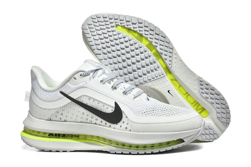 Les Baskets Nike Zoom pegasus combinent style et performance, offrant une expérience unique. Leur design élégant. Pas cher. Le moins Cher.
