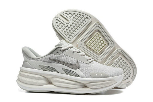 Les Baskets Nike Zoom pegasus combinent style et performance, offrant une expérience unique. Leur design élégant. Pas cher. Le moins Cher.