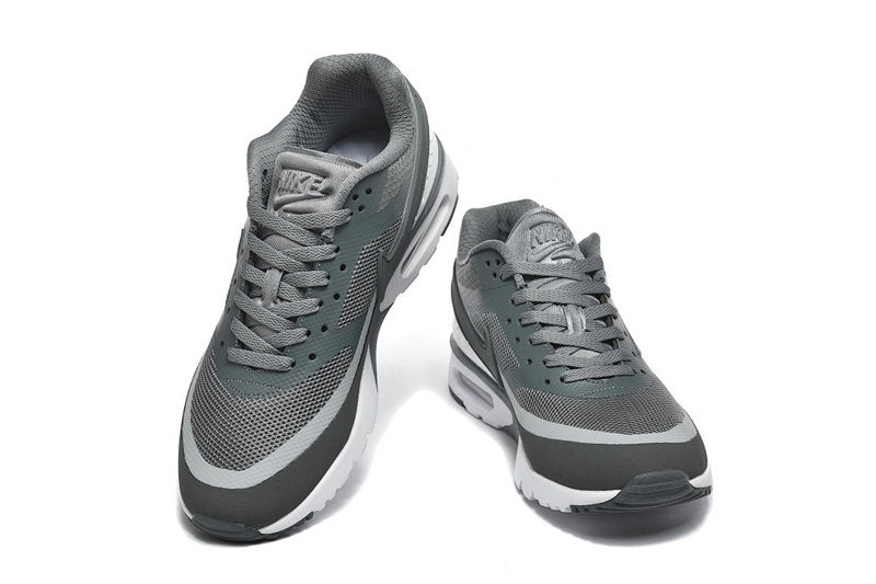 Les baskets Nike Air Max BW allient un style intemporel à un confort inégalé. Leur design classique  de haute qualité .pas Cher. le moins cher.