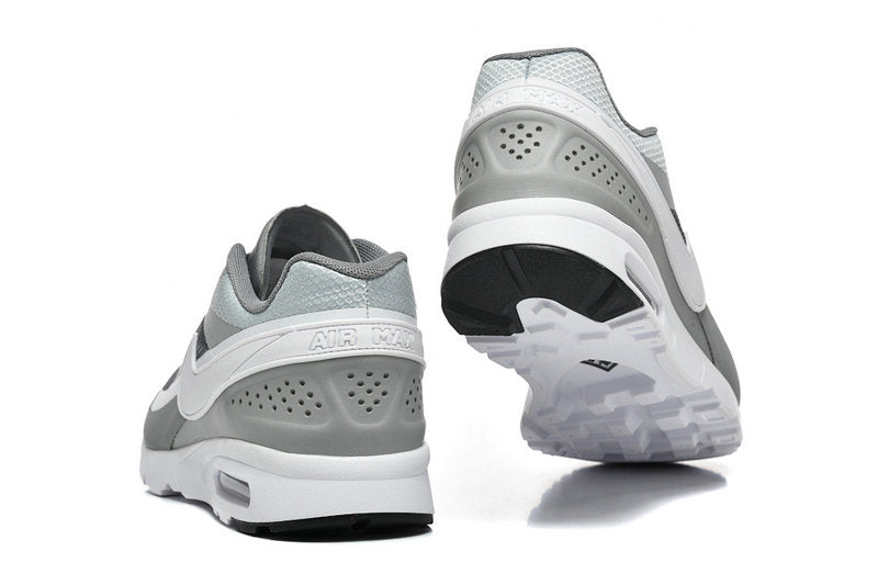 Les baskets Nike Air Max BW allient un style intemporel à un confort inégalé. Leur design classique  de haute qualité .pas Cher. le moins cher.