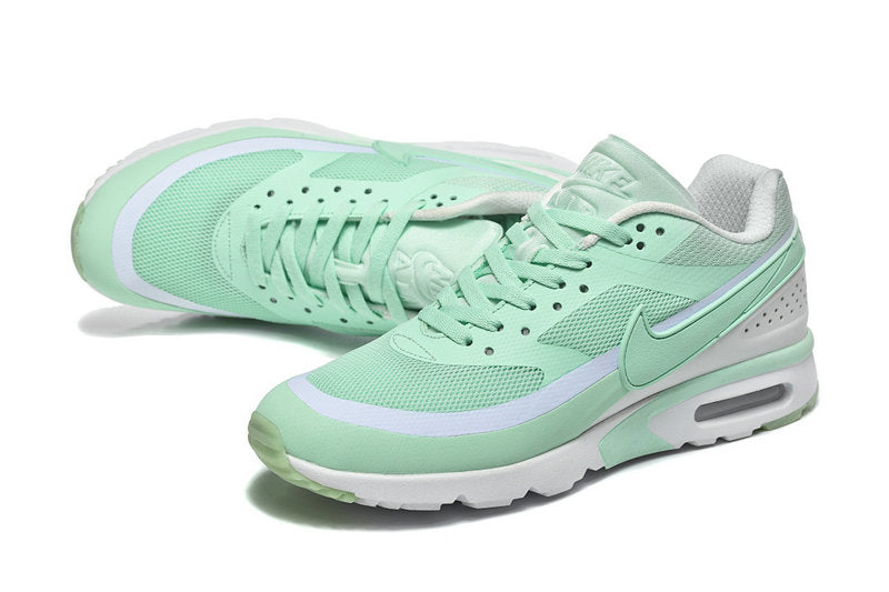 Les baskets Nike Air Max BW allient un style intemporel à un confort inégalé. Leur design classique  de haute qualité .pas Cher. le moins cher.