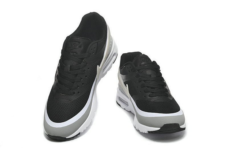 Les baskets Nike Air Max BW allient un style intemporel à un confort inégalé. Leur design classique  de haute qualité .pas Cher. le moins cher.