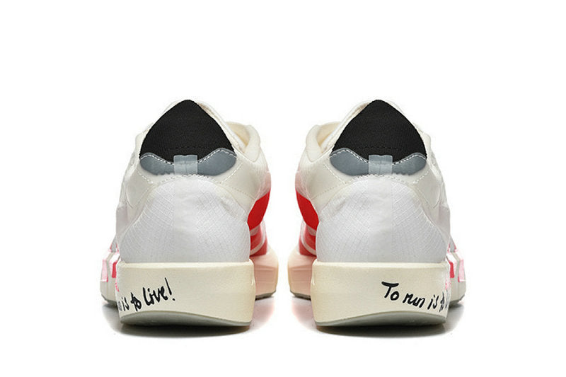 Repoussez vos limites avec les Baskets adidas Adios 9! Conception dynamique pour des performances maximales à chaque pas. Découvrez-les maintenant!