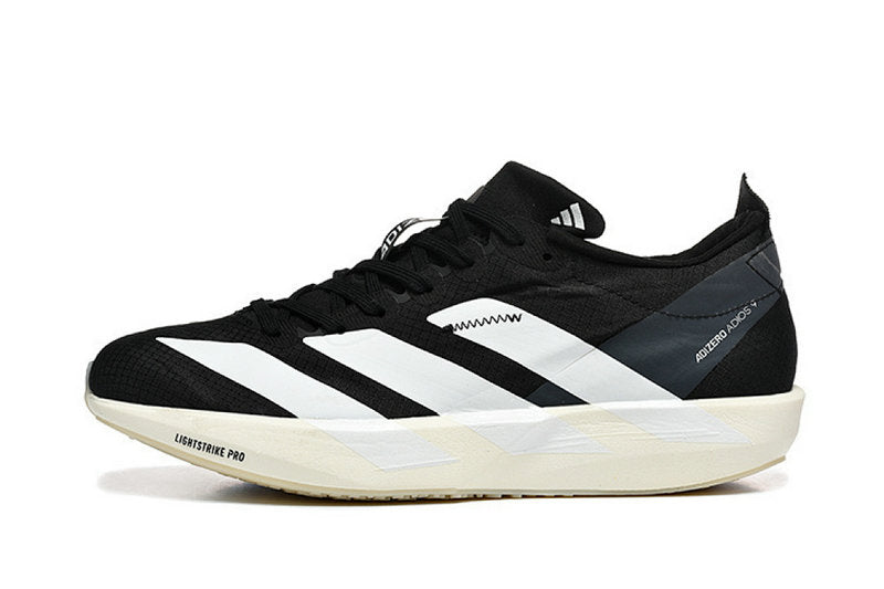 Repoussez vos limites avec les Baskets adidas Adios 9! Conception dynamique pour des performances maximales à chaque pas. Découvrez-les maintenant!