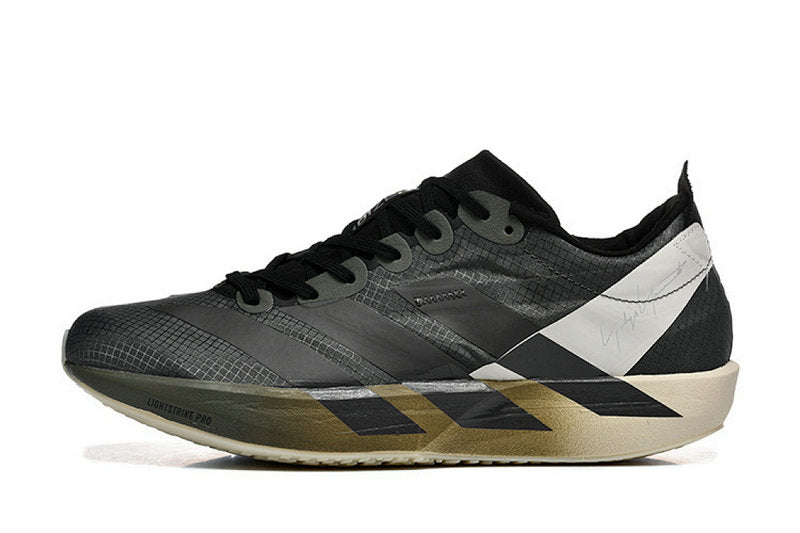 Repoussez vos limites avec les Baskets adidas Adios 9! Conception dynamique pour des performances maximales à chaque pas. Découvrez-les maintenant!
