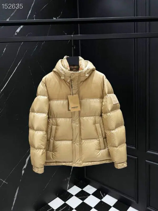 Les Doudoune Burberry l'élégance et la qualité, offrant  expérience exceptionnelle.  design raffiné matériaux de haute qualité.pas cher. Le moins cher.