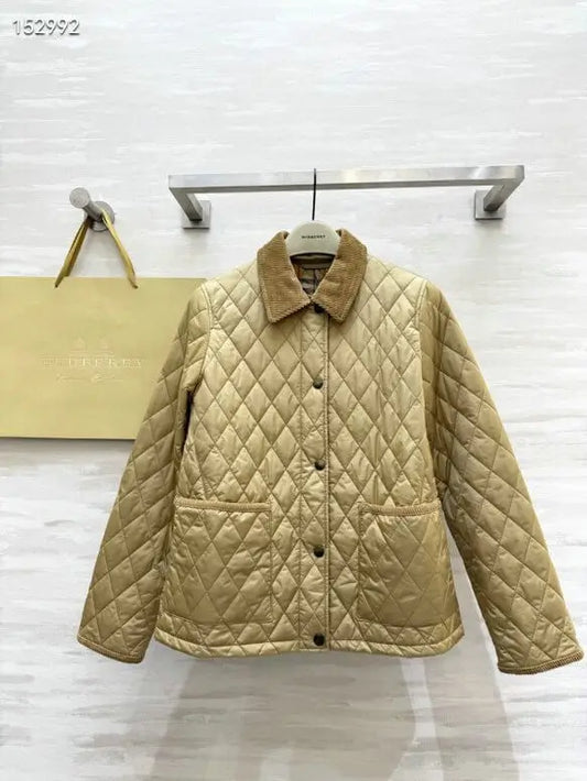 Les Doudoune Burberry l'élégance et la qualité, offrant  expérience exceptionnelle.  design raffiné matériaux de haute qualité.pas cher. Le moins cher.