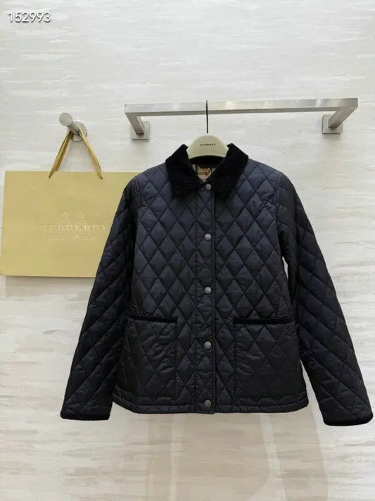 Les Doudoune Burberry l'élégance et la qualité, offrant  expérience exceptionnelle.  design raffiné matériaux de haute qualité.pas cher. Le moins cher.