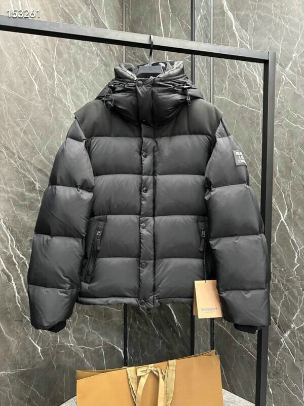 Les Doudoune Burberry l'élégance et la qualité, offrant  expérience exceptionnelle.  design raffiné matériaux de haute qualité.pas cher. Le moins cher.