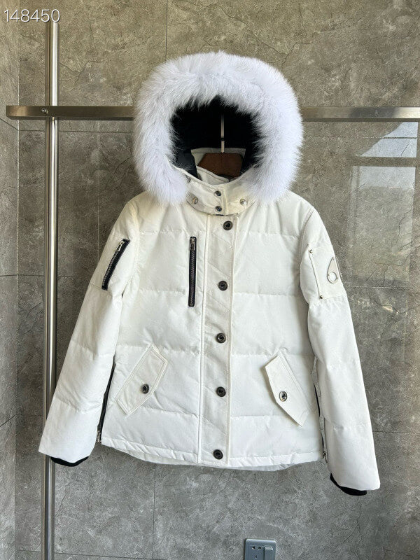 Les doudounes Moose Knuckles allient élégance et performance pour offrir une protection optimale contre le froid. Leur design sophistiqué.pas cher. Le moins cher.
