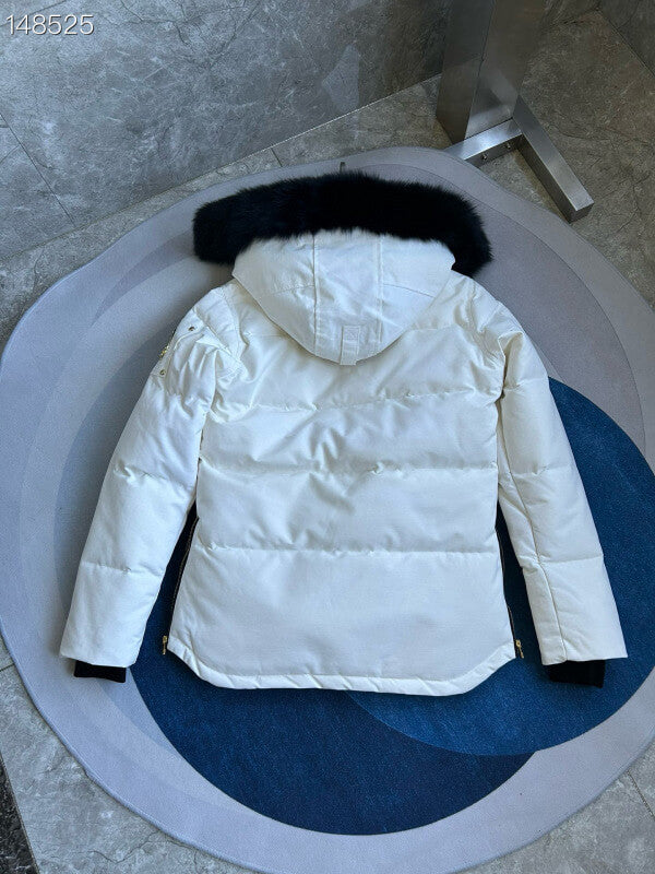 Les doudounes Moose Knuckles allient élégance et performance pour offrir une protection optimale contre le froid. Leur design sophistiqué.pas cher. Le moins cher.