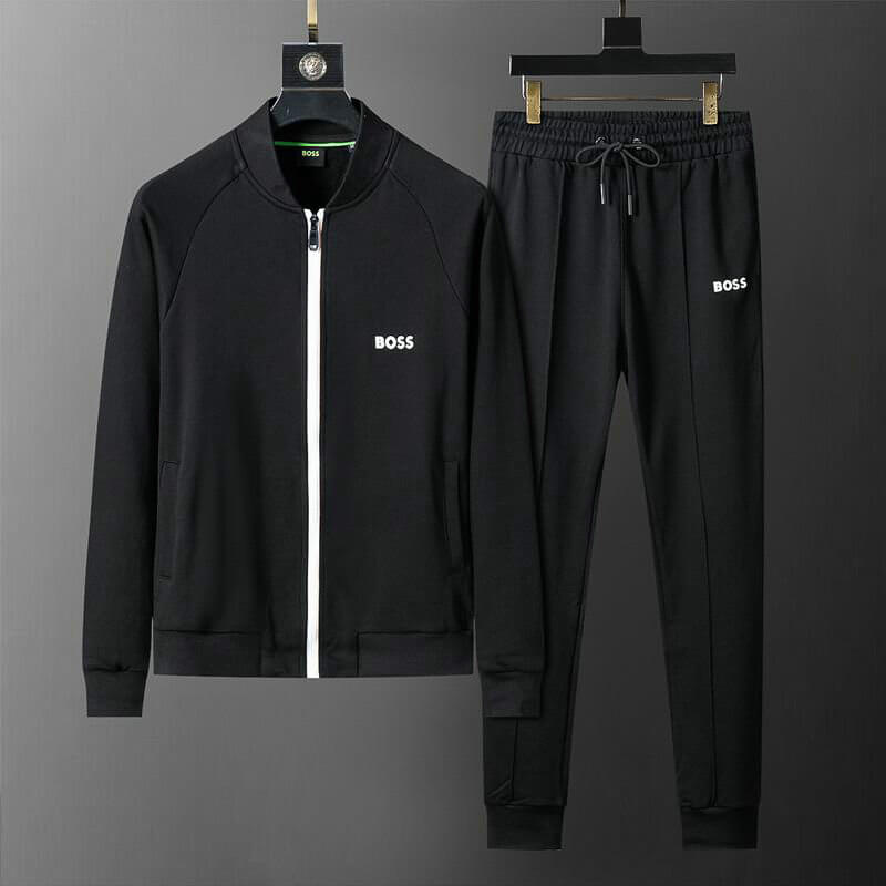 Les ensembles survêtement Hugo Boss allient performance et style. Leur design sophistiqué et leur qualité supérieure.pas cher.le moins cher.