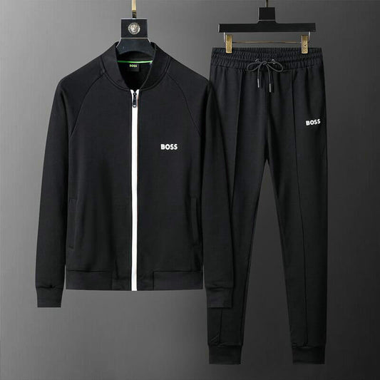 Les ensembles survêtement Hugo Boss allient performance et style. Leur design sophistiqué et leur qualité supérieure.pas cher.le moins cher.