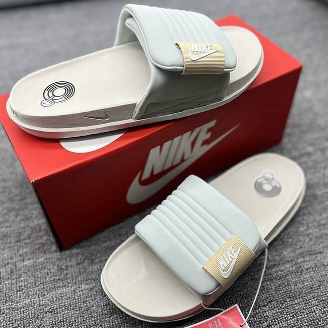Les sandales claquettes nike sont un incontournable pour ceux qui recherchent un mélange parfait entre confort et style décontracté.