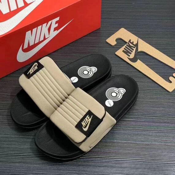 Les sandales claquettes nike sont un incontournable pour ceux qui recherchent un mélange parfait entre confort et style décontracté.