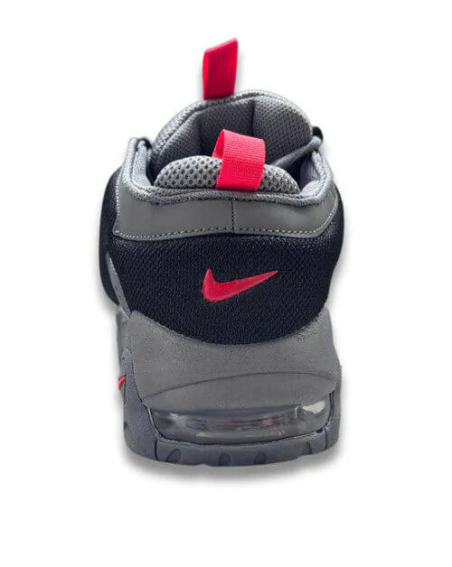 Les baskets Nike Air Uptempo combinent style audacieux et innovation. Leur design emblématique et leurs lettres surdimensionnées . Pas cher. Le moins cher.