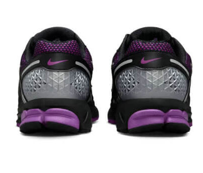 Découvrez le confort exceptionnel des Baskets Nike Zoom Vomero 5, alliant légèreté et innovation. Parfaites pour les sportifs et les passionnés !