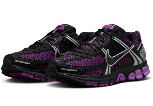 Découvrez le confort exceptionnel des Baskets Nike Zoom Vomero 5, alliant légèreté et innovation. Parfaites pour les sportifs et les passionnés !