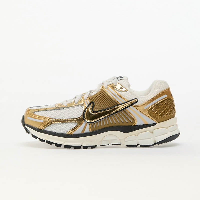 Découvrez le confort exceptionnel des Baskets Nike Zoom Vomero 5, alliant légèreté et innovation. Parfaites pour les sportifs et les passionnés !