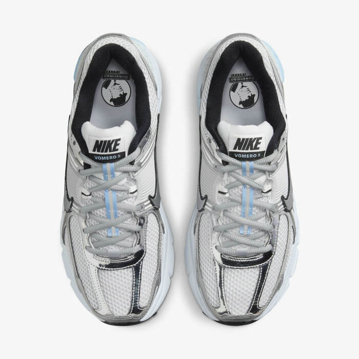 Découvrez le confort exceptionnel des Baskets Nike Zoom Vomero 5, alliant légèreté et innovation. Parfaites pour les sportifs et les passionnés !