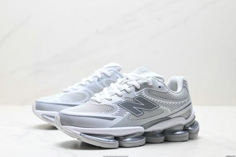 Découvrez le confort et le style des Baskets New Balance 2000, alliant héritage et innovation moderne. Offrez-vous une expérience de marche inégalée !