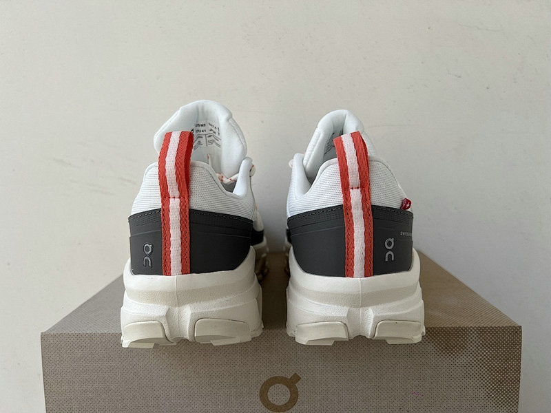 Découvrez les baskets On Cloud, alliant confort et technologie CloudTec®. Parfaites pour courir ou pour le quotidien. Essayez-les maintenant !